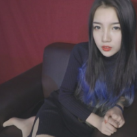 【婉慈Icon】南一亮蓝色高跟，鞋跟虐乳，踢裆