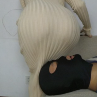 丰满小美女坐脸
